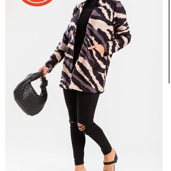 Francesca’s Hailey’s Love Animal Zebra Jacket NWT Size L - Picture 1 of 11